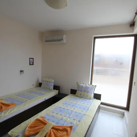 Lucky In Horizont Apartment Sozopol
