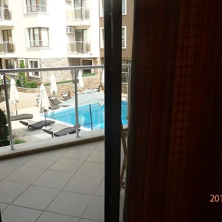 Lucky In Horizont Apartment Sozopol